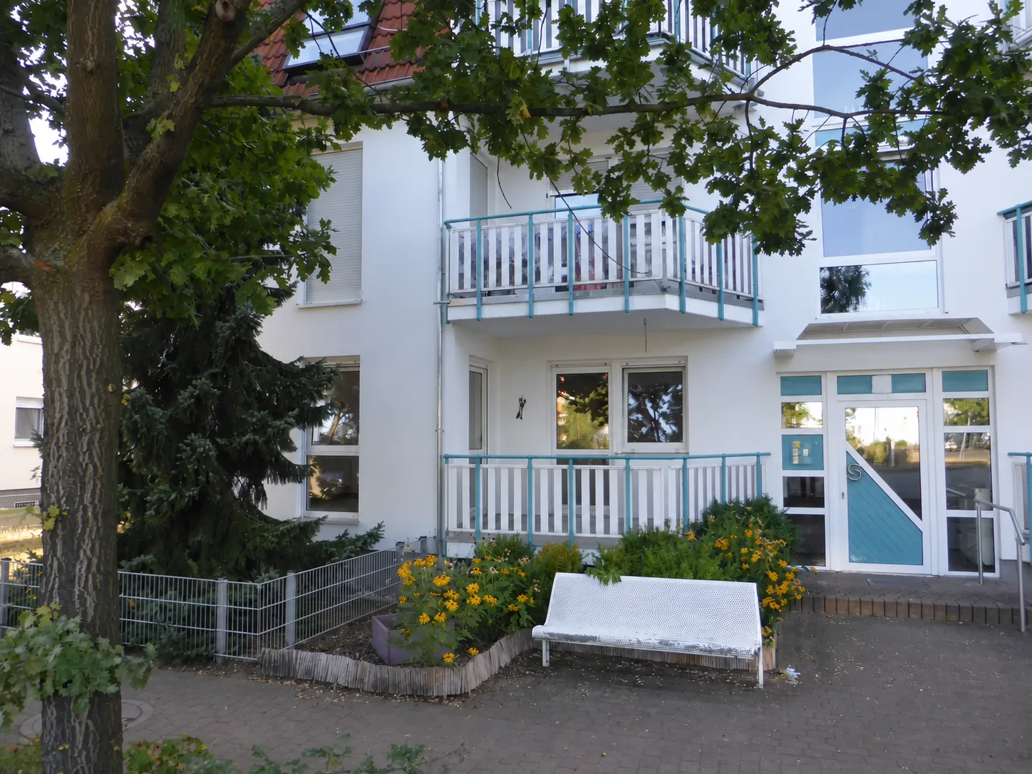 Redigierte Ansicht des Hauseingangs am Kuschelhain